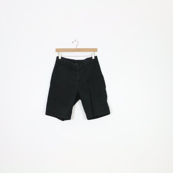 Lee Relaxed Fit Black Cargo Shorts - Picture 1 of 6